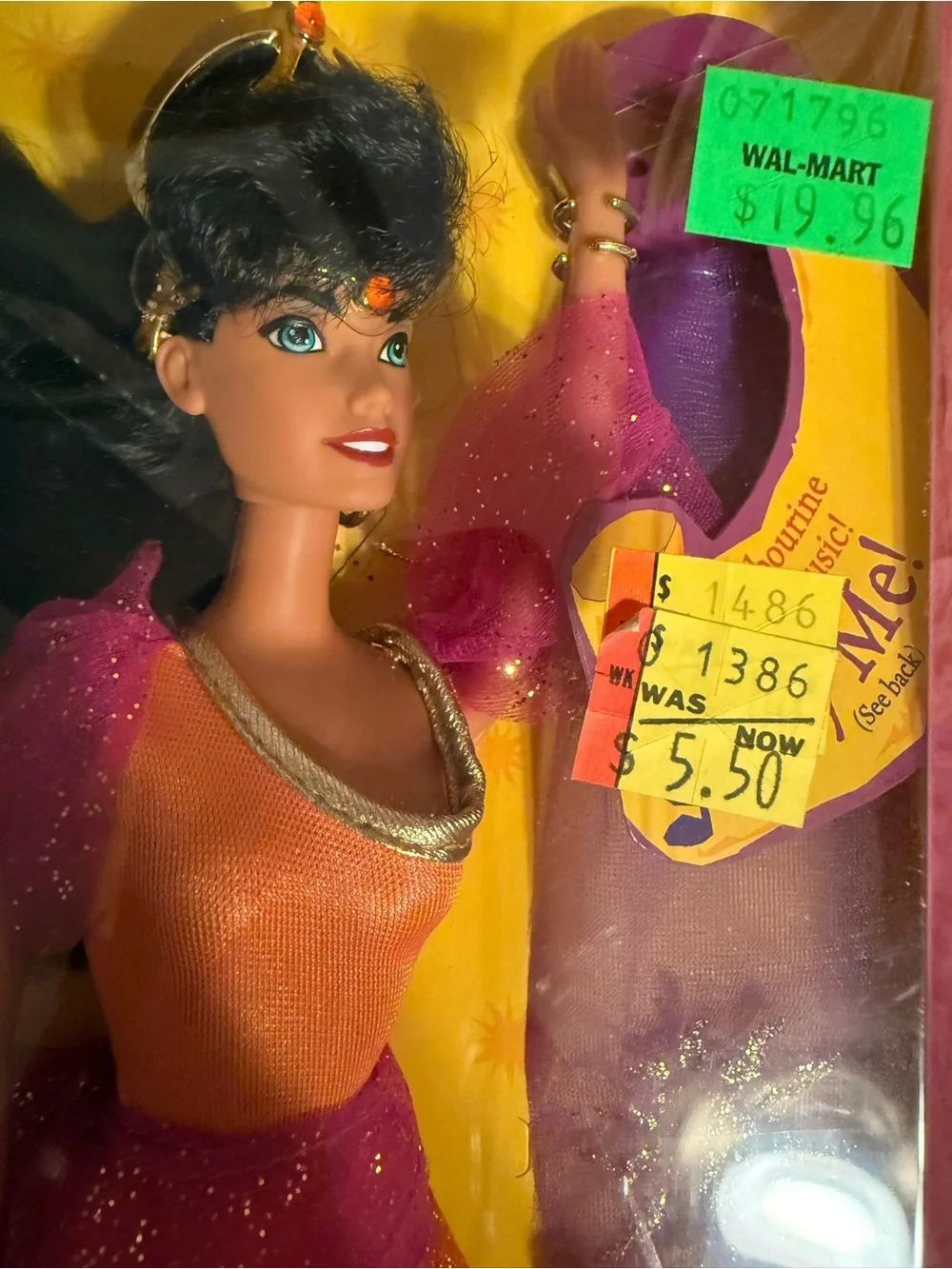 Disney Hunchback of Notre Dame Esmeralda Doll & Flight Barbie 15314 NRFB Gypsy